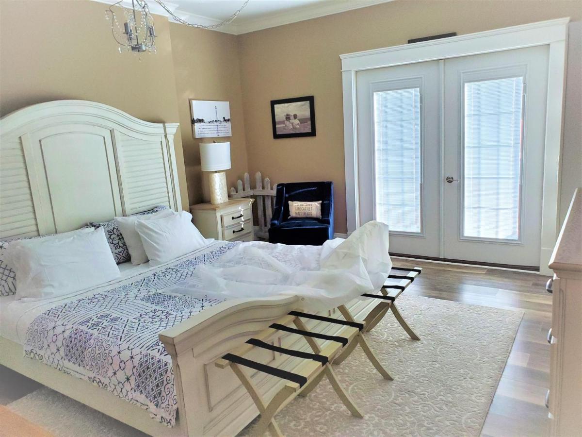 Anchor Inn Boutique Hotel Put-in-Bay Esterno foto