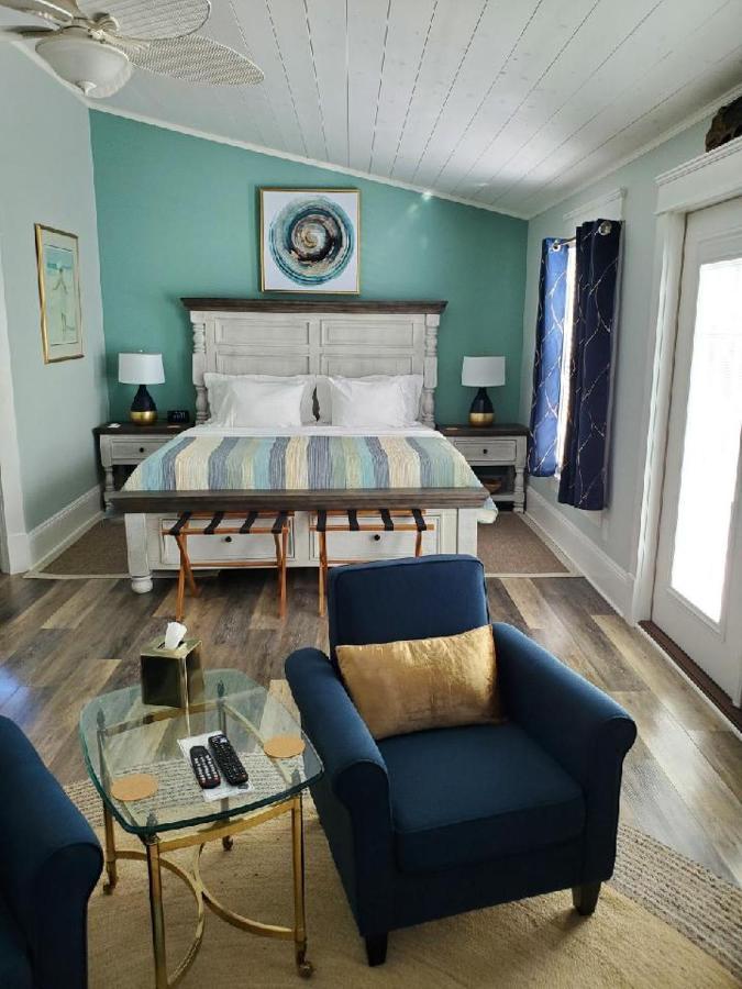 Anchor Inn Boutique Hotel Put-in-Bay Esterno foto